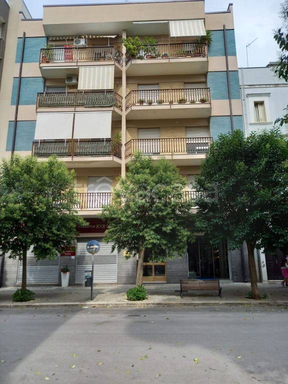 Appartamento in in vendita da privato ad Acquaviva delle Fonti via Roma, 89
