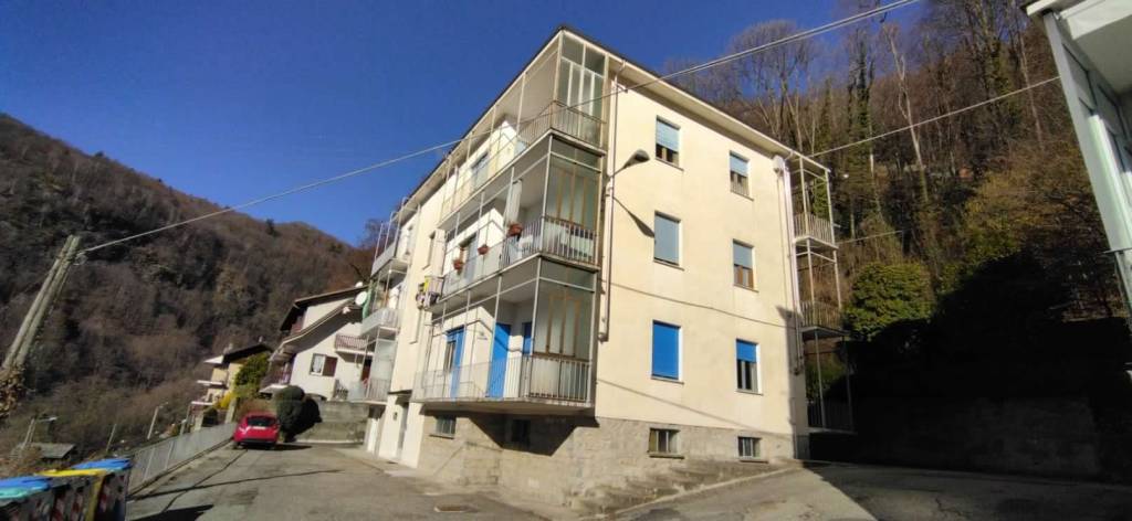 Appartamento in vendita a Varallo via Belvedere, 15