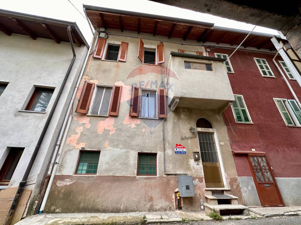 Villa a Schiera in vendita a Vallanzengo frazione Crosa, 6
