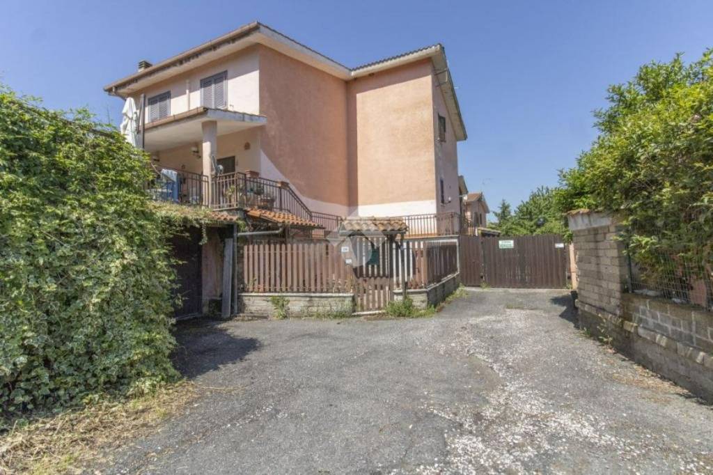 Villa Bifamiliare in vendita a Magliano Romano largo delle pastinelle, 24
