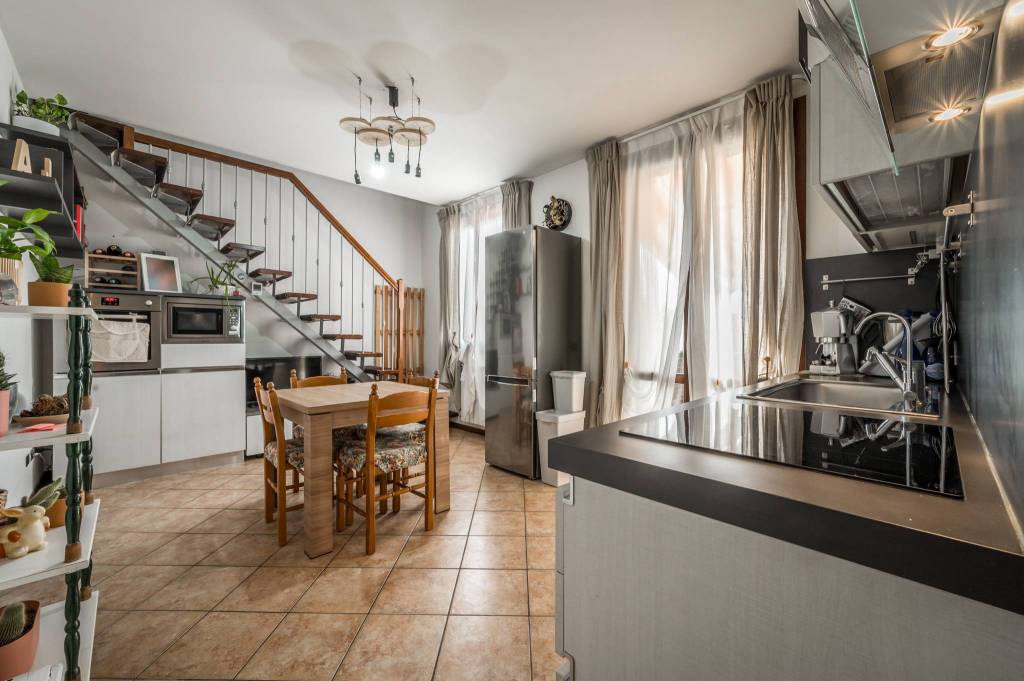 Appartamento in vendita a Casalgrande via Louise Breill