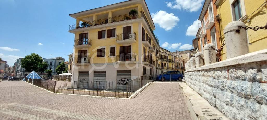 Appartamento in vendita a Foggia via Le Maestre, 45