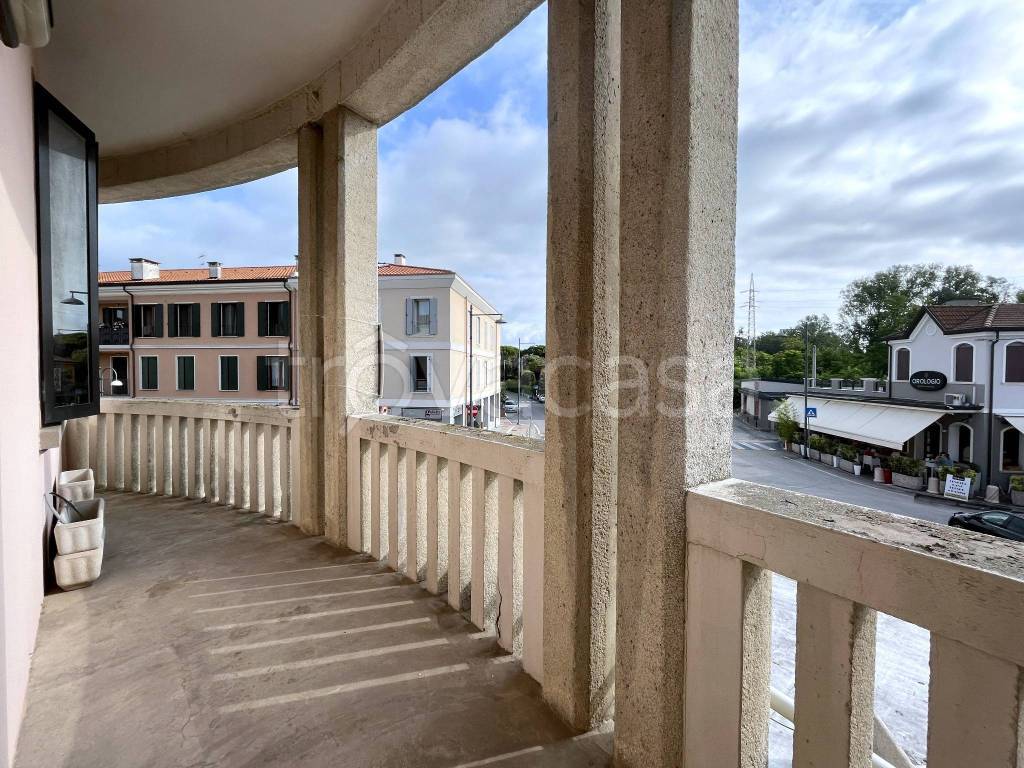 Appartamento in vendita a Porto Viro via Roma, 5