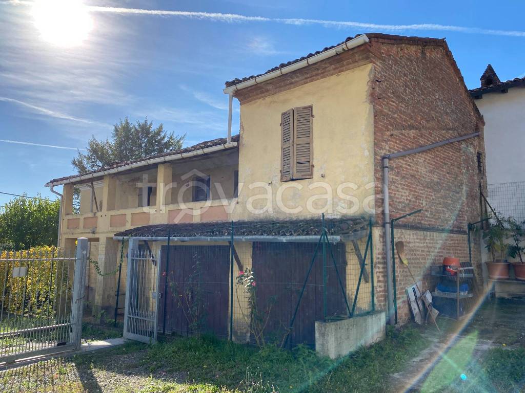 Casa Indipendente in vendita ad Alessandria via Maestra, 25