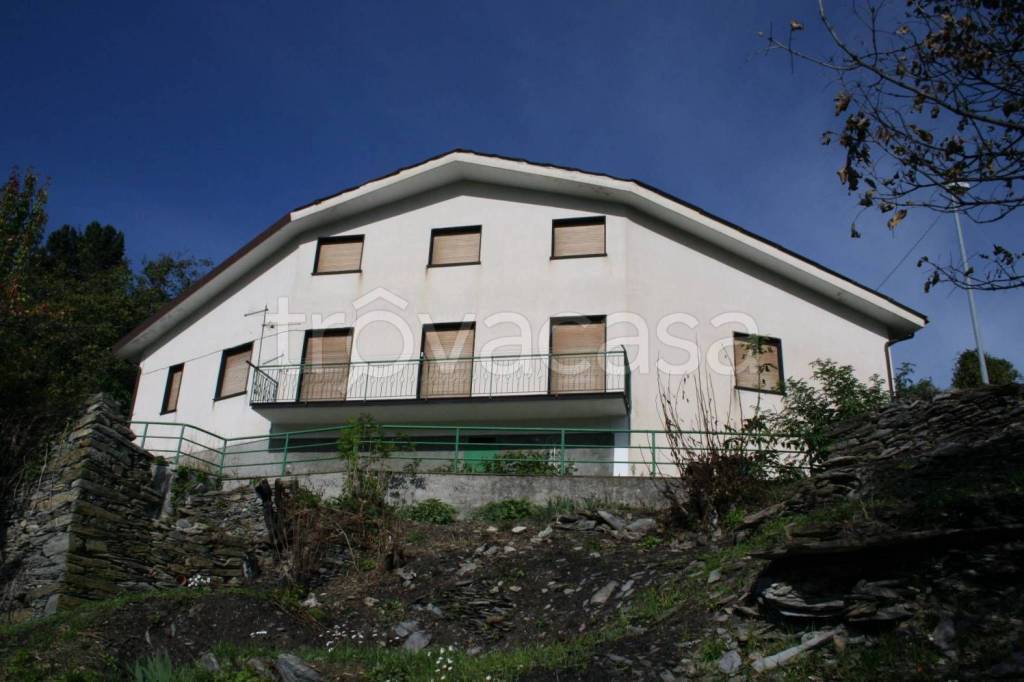 Villa Bifamiliare in vendita a Tribogna