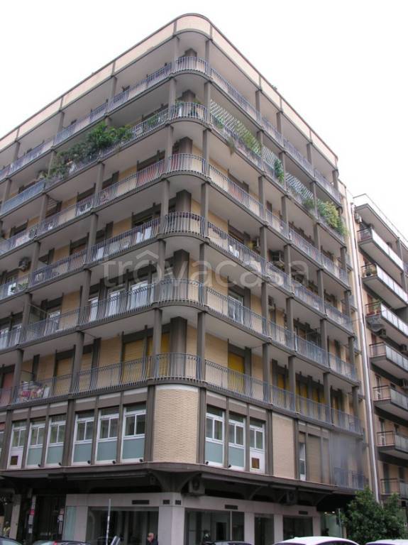 Appartamento in vendita a Bari via Alessandro Maria Calefati