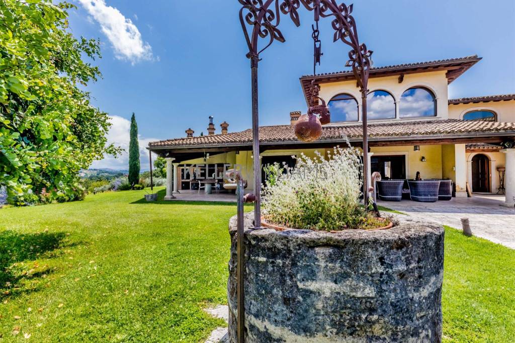 Villa in vendita a Poggio Catino via Galatina