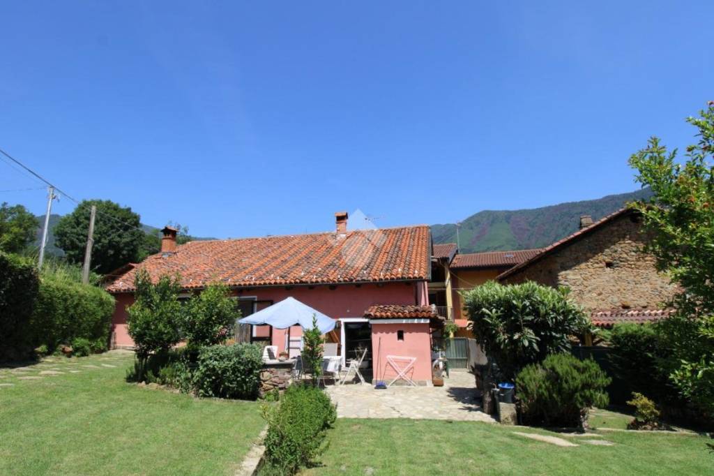 Villa in vendita a Val della Torre via Verna, 41