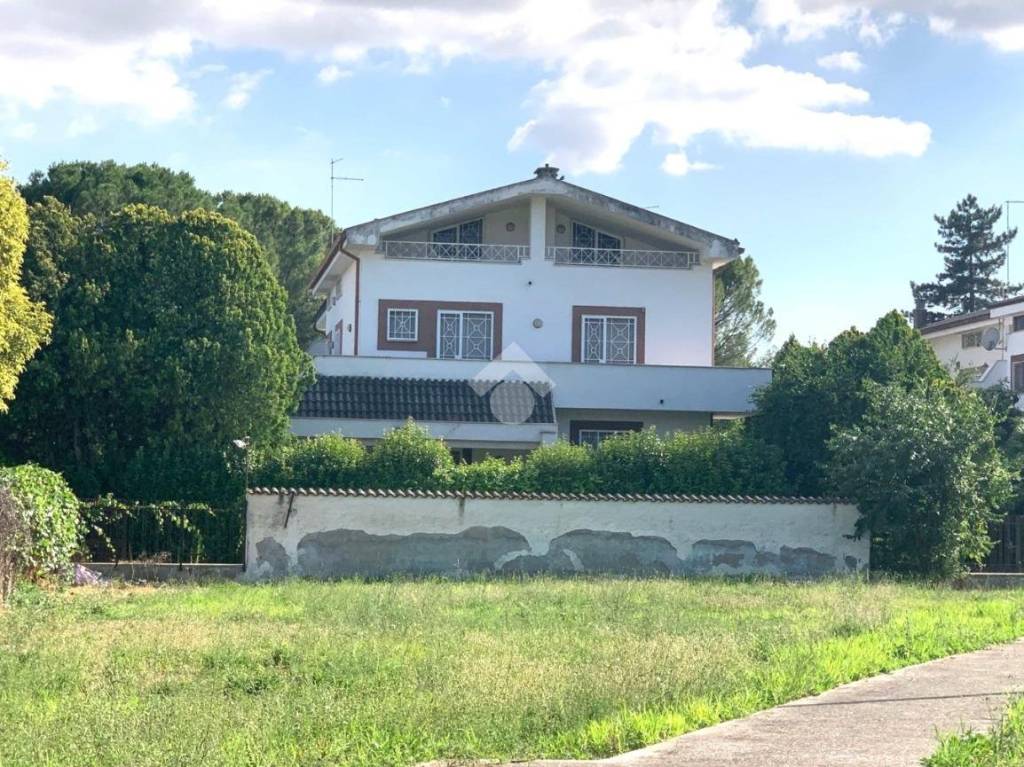 Villa in vendita a Foggia via mario natola, 15
