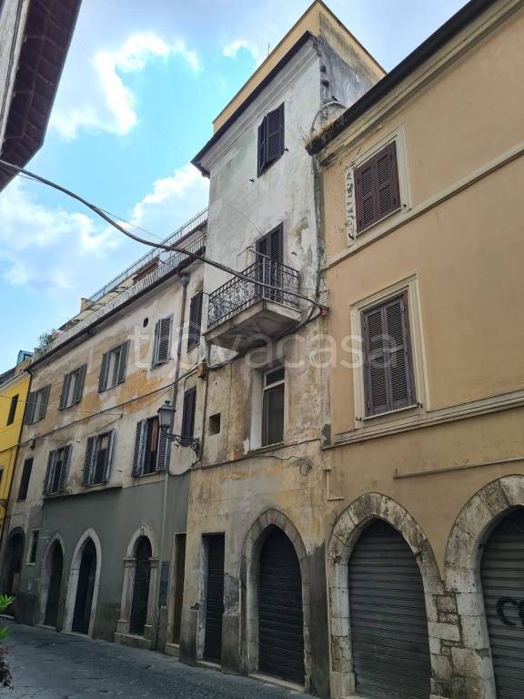 Appartamento in vendita ad Alatri corso Vittorio Emanuele