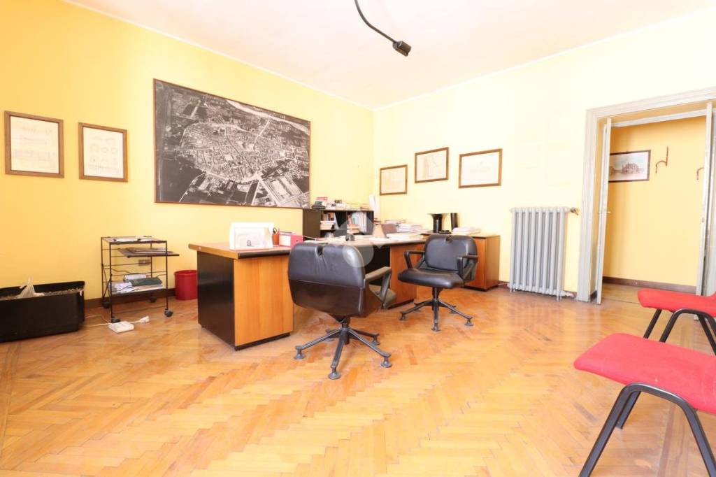 Appartamento in vendita a Voghera via Cairoli, 19