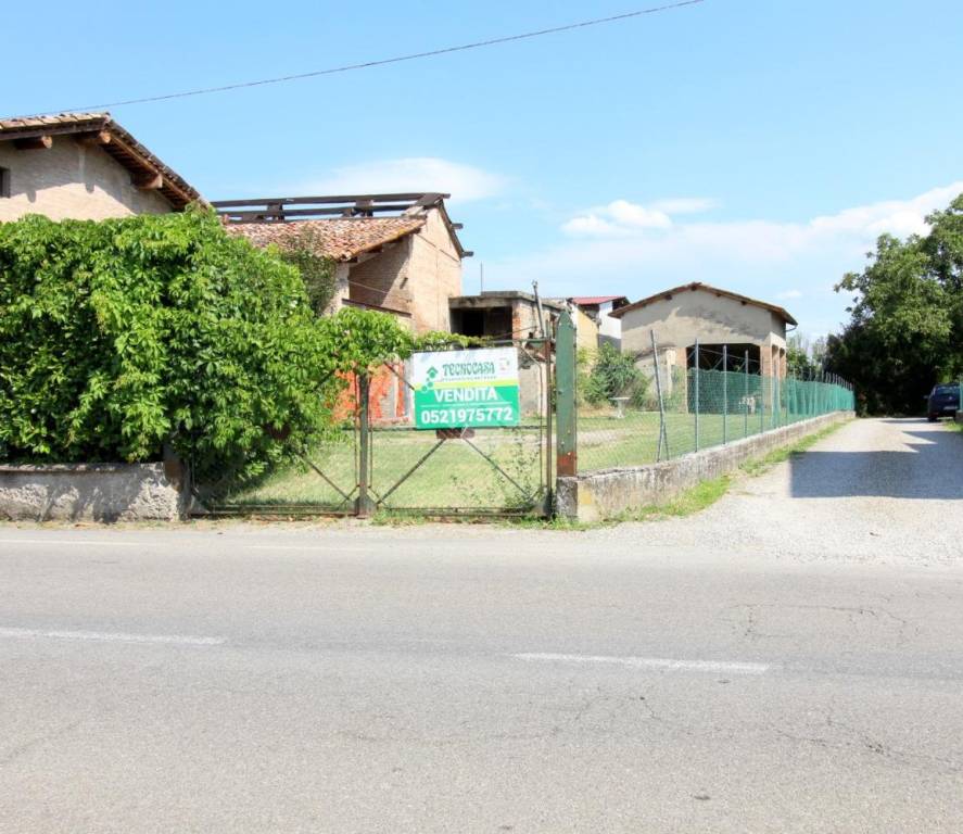 Casa Indipendente in vendita a Montechiarugolo via Solari, 38