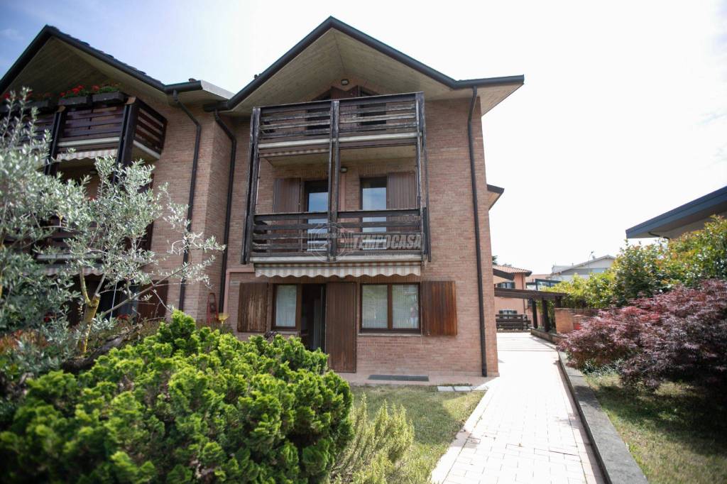 Villa in vendita a Bergamo via Crocefisso, 68