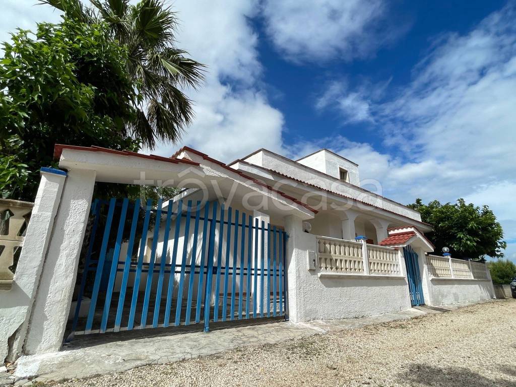 Villa in vendita a Manduria via Chidro, 200