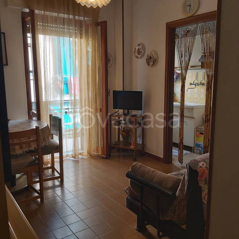 Appartamento in vendita a Loano via Vittorio Alfieri