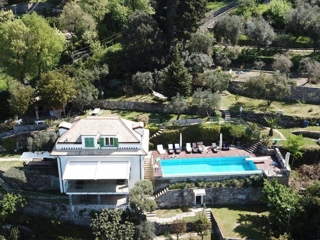 Villa in vendita a Camogli via Franco Molfino