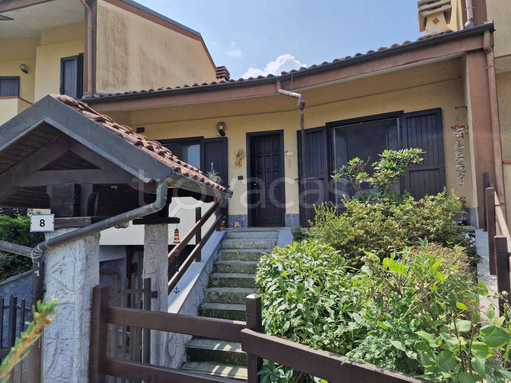 Villa in in vendita da privato a Front via Aldo Moro, 8