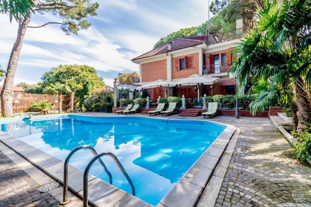 Villa in vendita a Marino via Costa Caselle