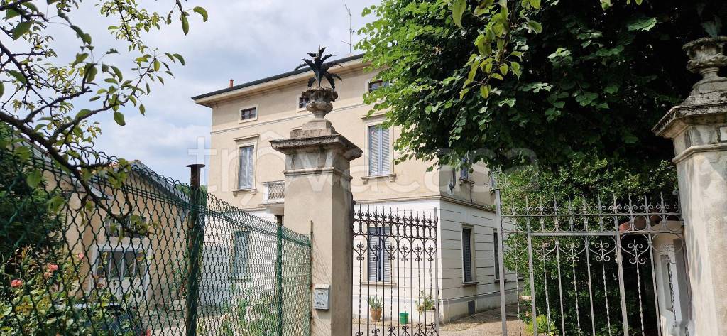 Villa in vendita ad Aicurzio