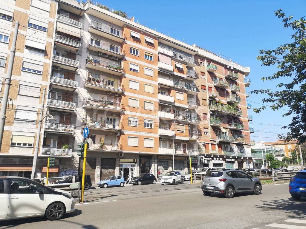 Appartamento in vendita a Roma via Casilina, 561