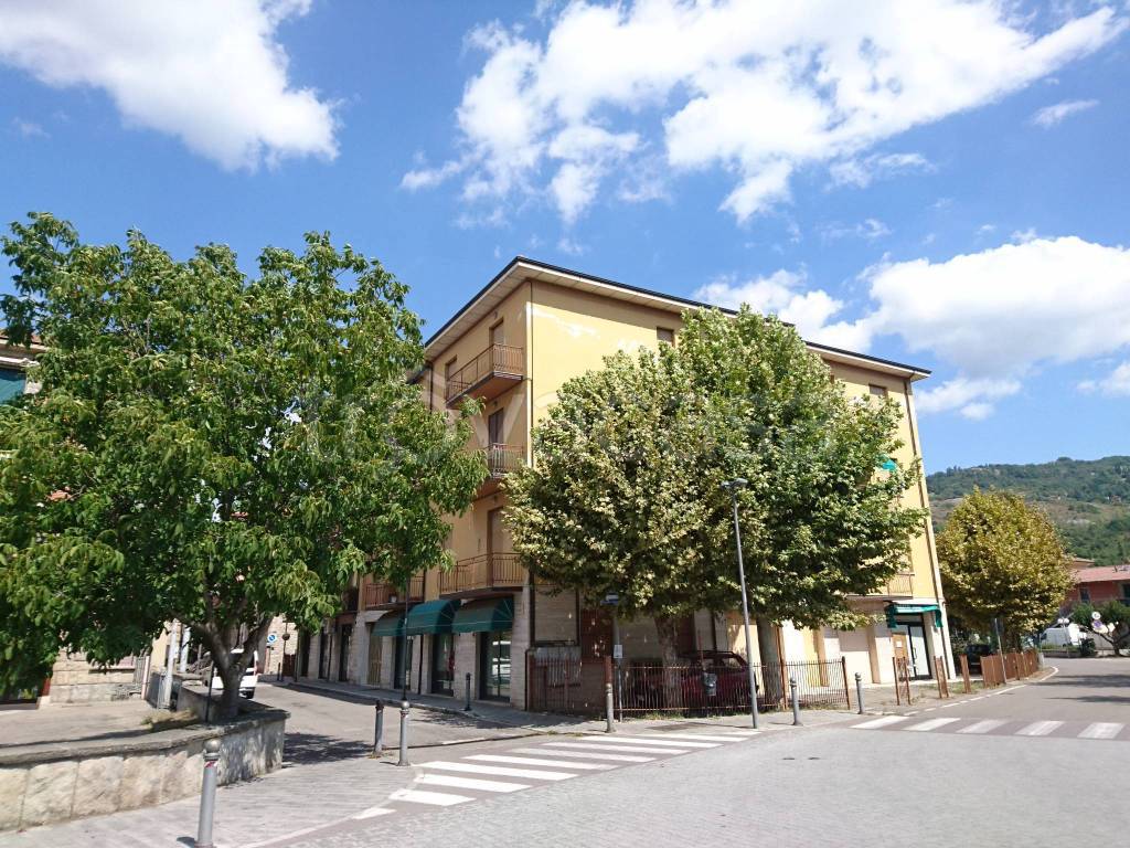 Appartamento in vendita a Vergato via Giuseppe Garibaldi, 27