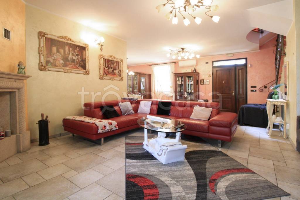 Villa in vendita a Reggio nell'Emilia