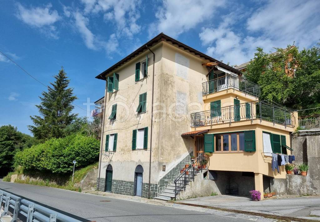 Appartamento in vendita a Torriglia località Badaracchi, 50