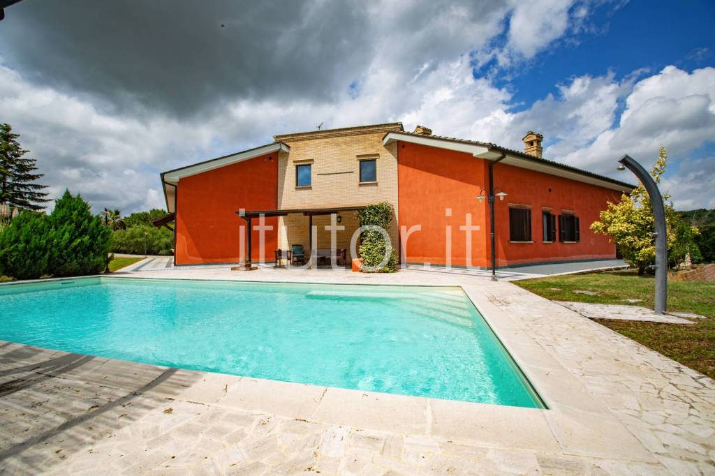 Villa in vendita a Moscufo contrada Pischiarano
