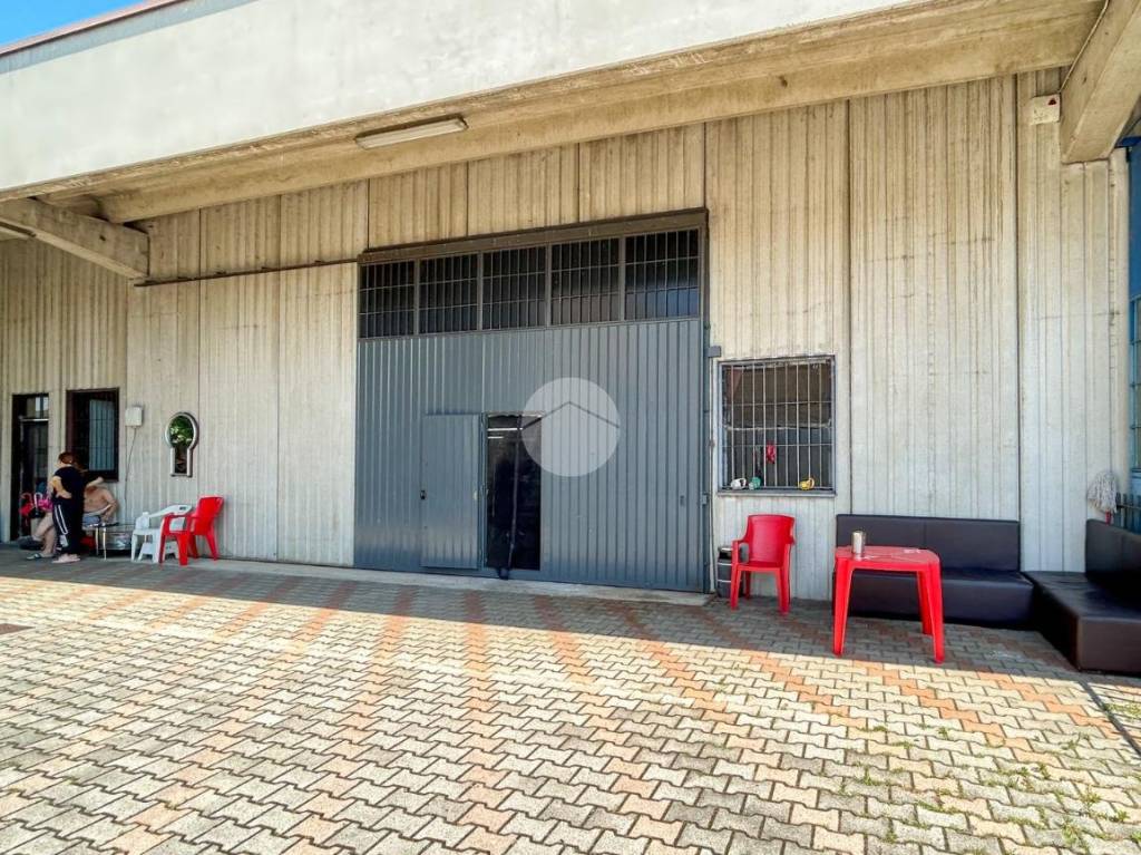 Capannone Industriale in vendita a Bagnolo Mella via Padre Giovanni Piamarta, 13