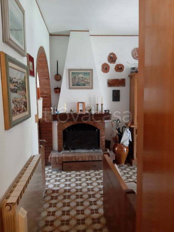 Casa Indipendente in in vendita da privato a Comacchio viale San Salvador, 10