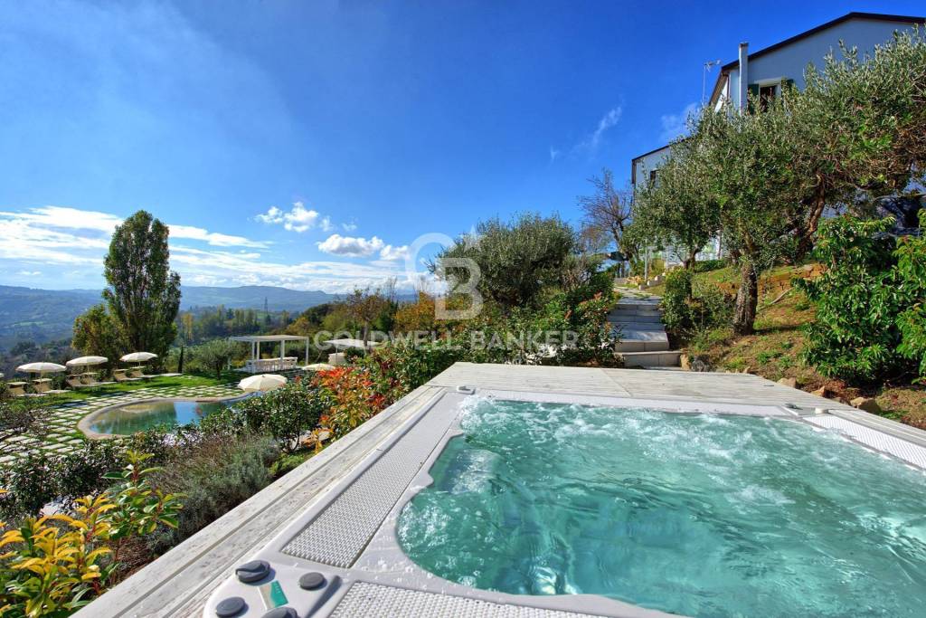 Villa in vendita a Montefiore Conca via San Felice