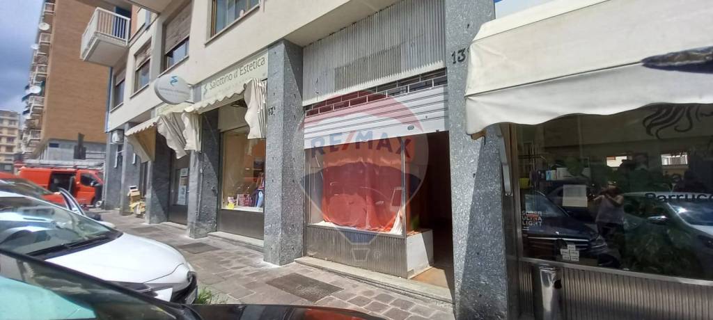 Negozio in vendita a Biella via Trieste, 13C