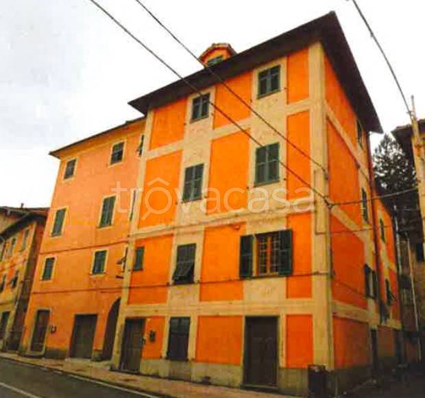Appartamento in in vendita da privato a Ronco Scrivia corso Trento e Trieste, 123
