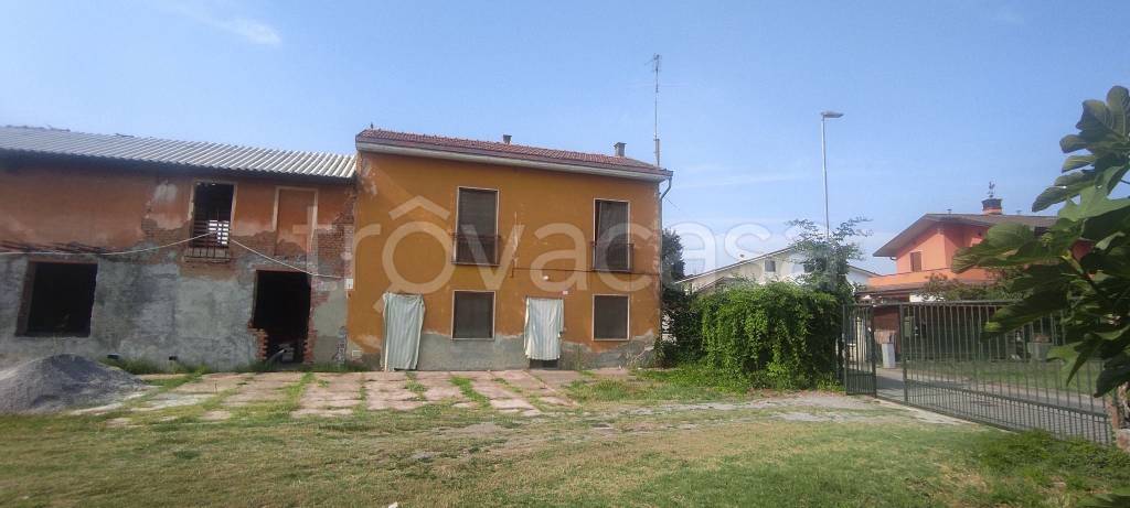 Casa Indipendente in vendita a San Colombano al Lambro via Privata Spelonca, 1