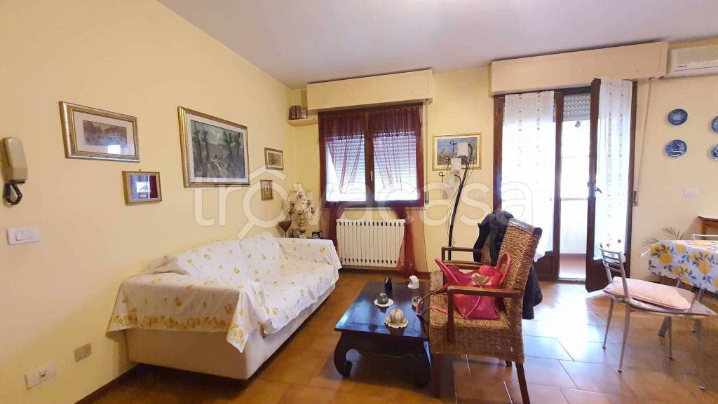 Appartamento in vendita a Sarzana via Fontana Nera