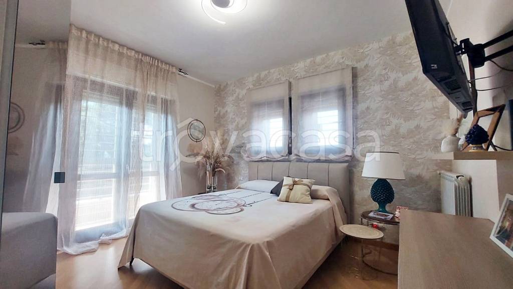 Appartamento in vendita a Roma via Buseto Palizzolo