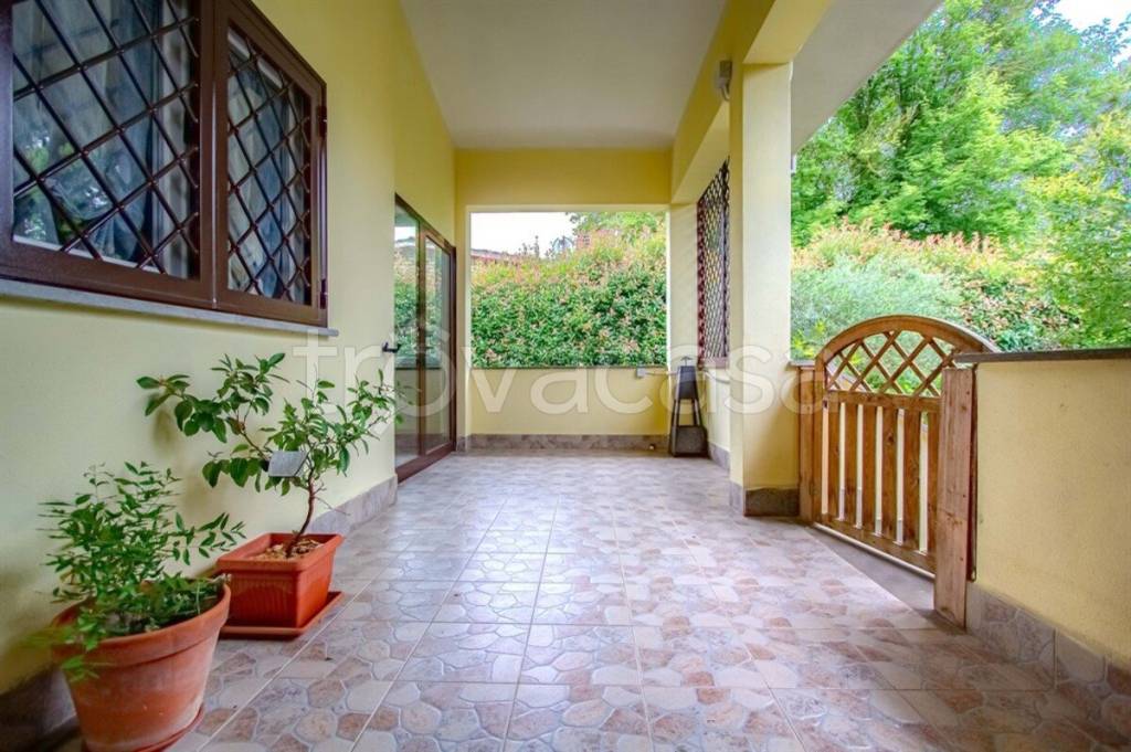 Villa Bifamiliare in vendita a Labico colle Spina Strada 21, 20