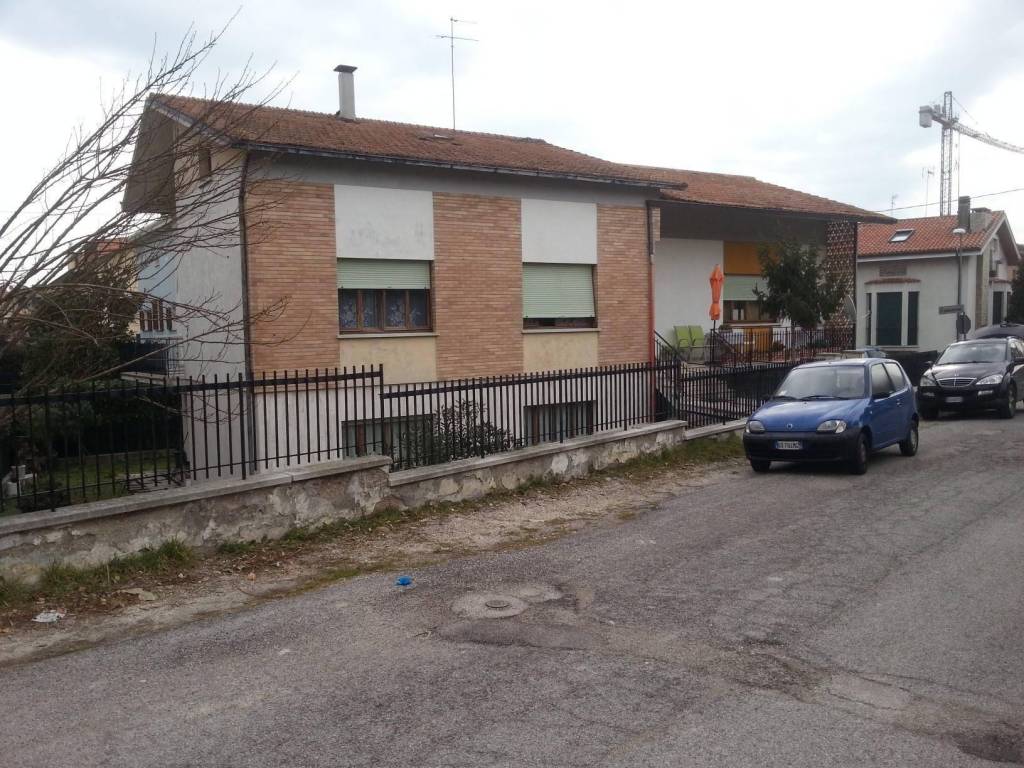 Villa in in vendita da privato a Fano via Mezio Agostini