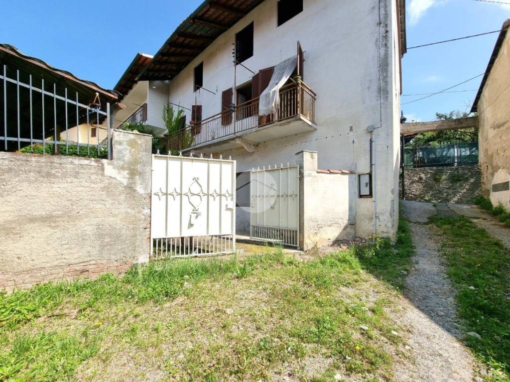 Casa Indipendente in vendita a Orio Canavese via Carlo Alberto, 8