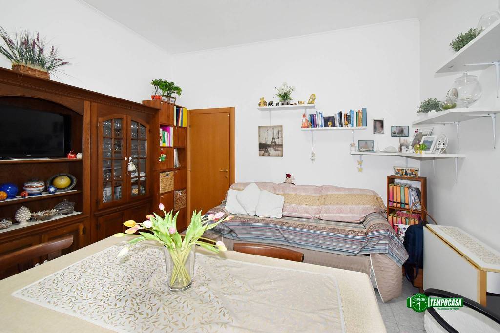 Appartamento in vendita a Milano via Francesco Albani, 55
