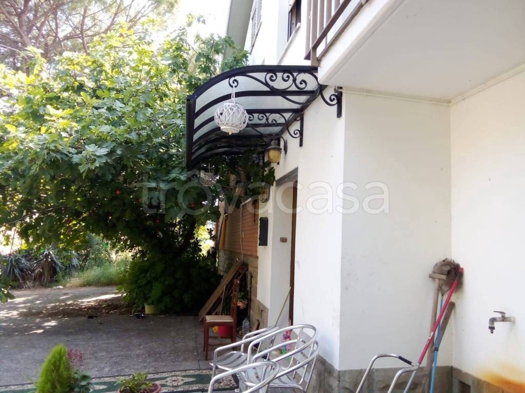 Villa in vendita a Lugo via de' Brozzi