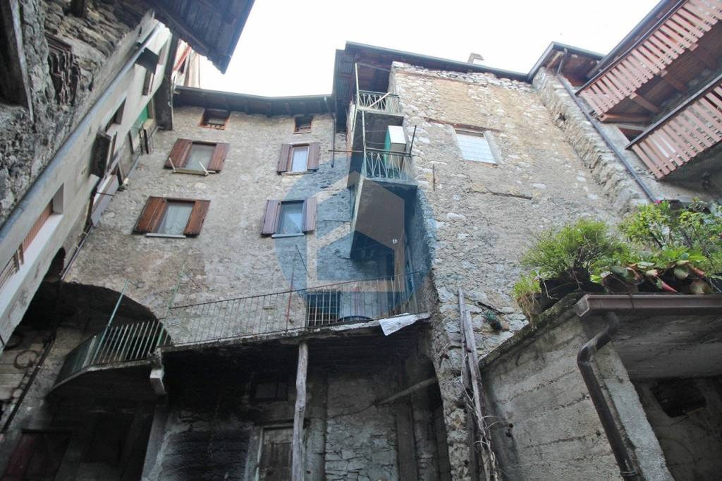 Casa Indipendente in vendita a Ono San Pietro via Piane, 6