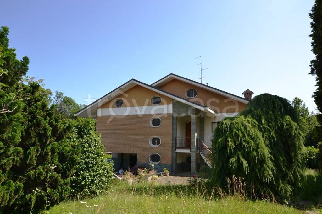 Villa in vendita a Biella strada alle Cascine Bonino e Ronco, 51