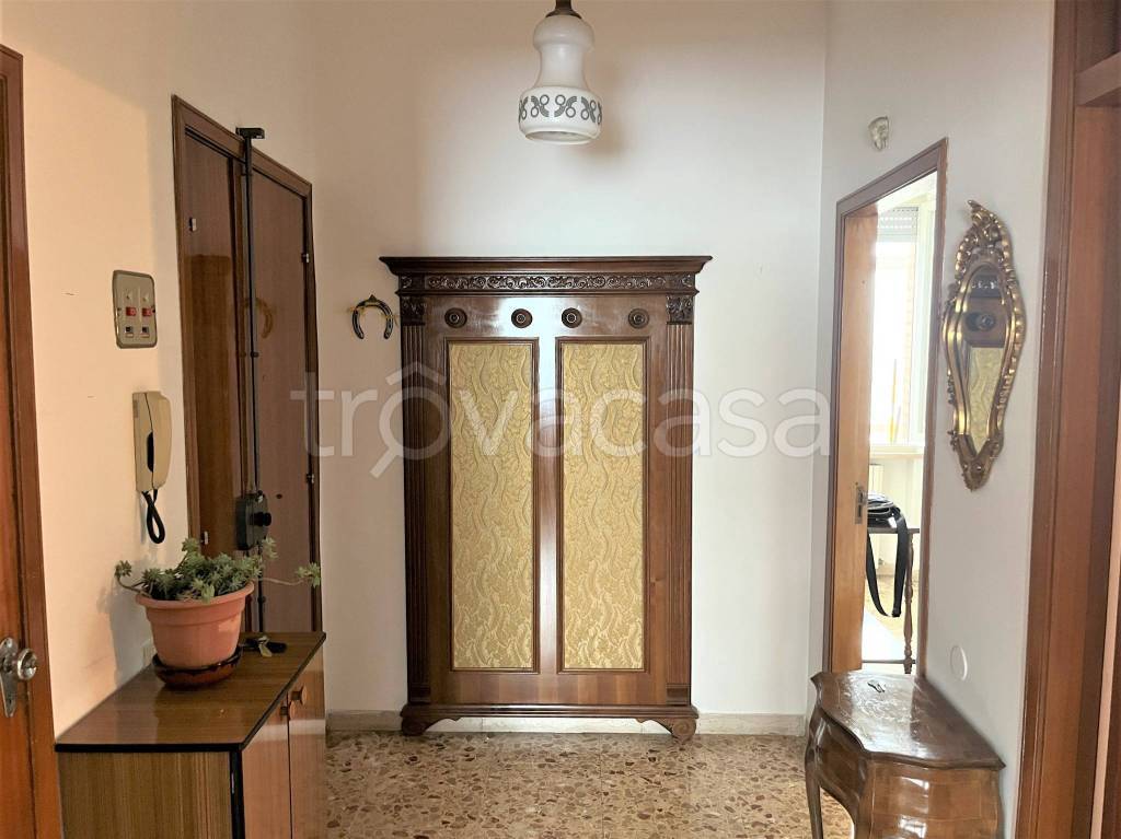 Appartamento in vendita a Urbino via Martin Luther King