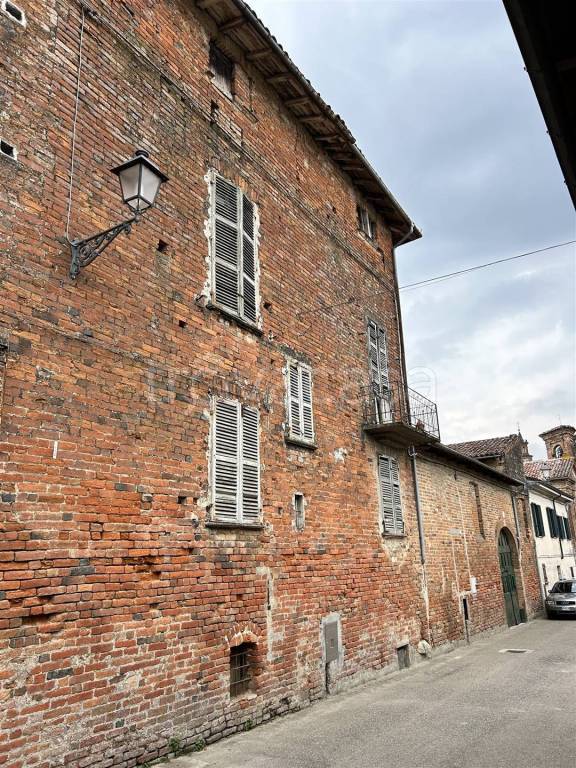 Casale in vendita a Frassinello Monferrato via Camillo Benso di Cavour, 4
