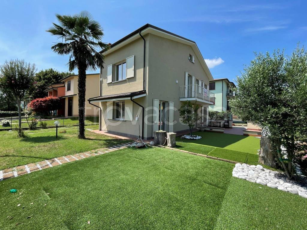Villa in vendita a Quintano via Mussi, 8