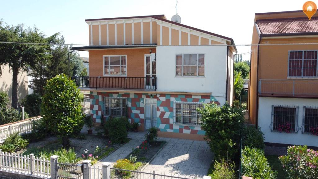 Villa in vendita a Vigarano Mainarda via Pasta, 13