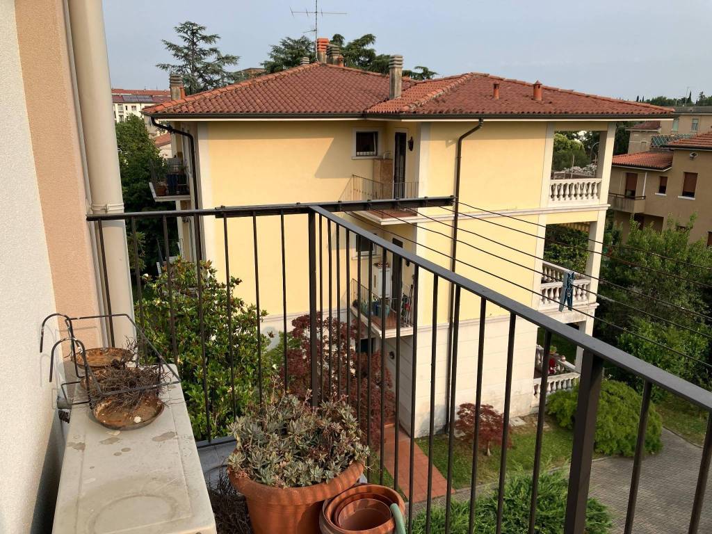 Appartamento in vendita a Brescia via Giosuè Carducci, 21/e