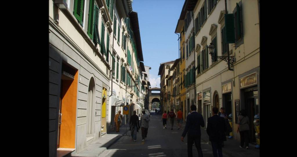 Abbigliamento in vendita a Firenze borgo La Croce, 37