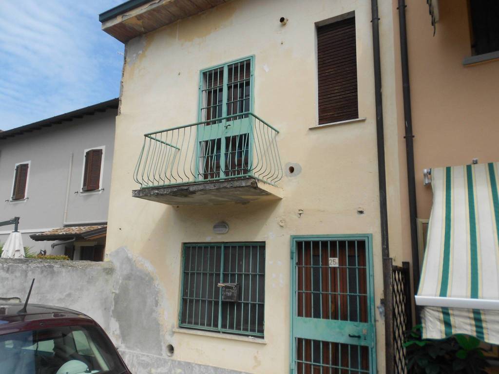 Casa Indipendente in vendita a Pandino